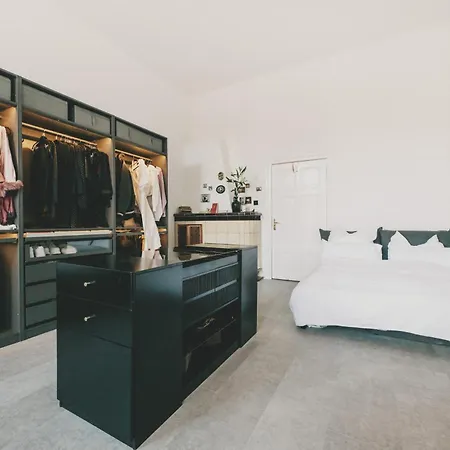 Lejlighed Altbau-loft Fuer 12 Personen Am Alexanderplatz *