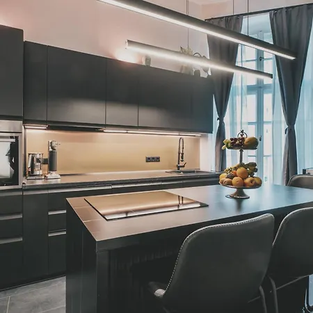 Altbau-loft Fuer 12 Personen Am Alexanderplatz * Berlin
